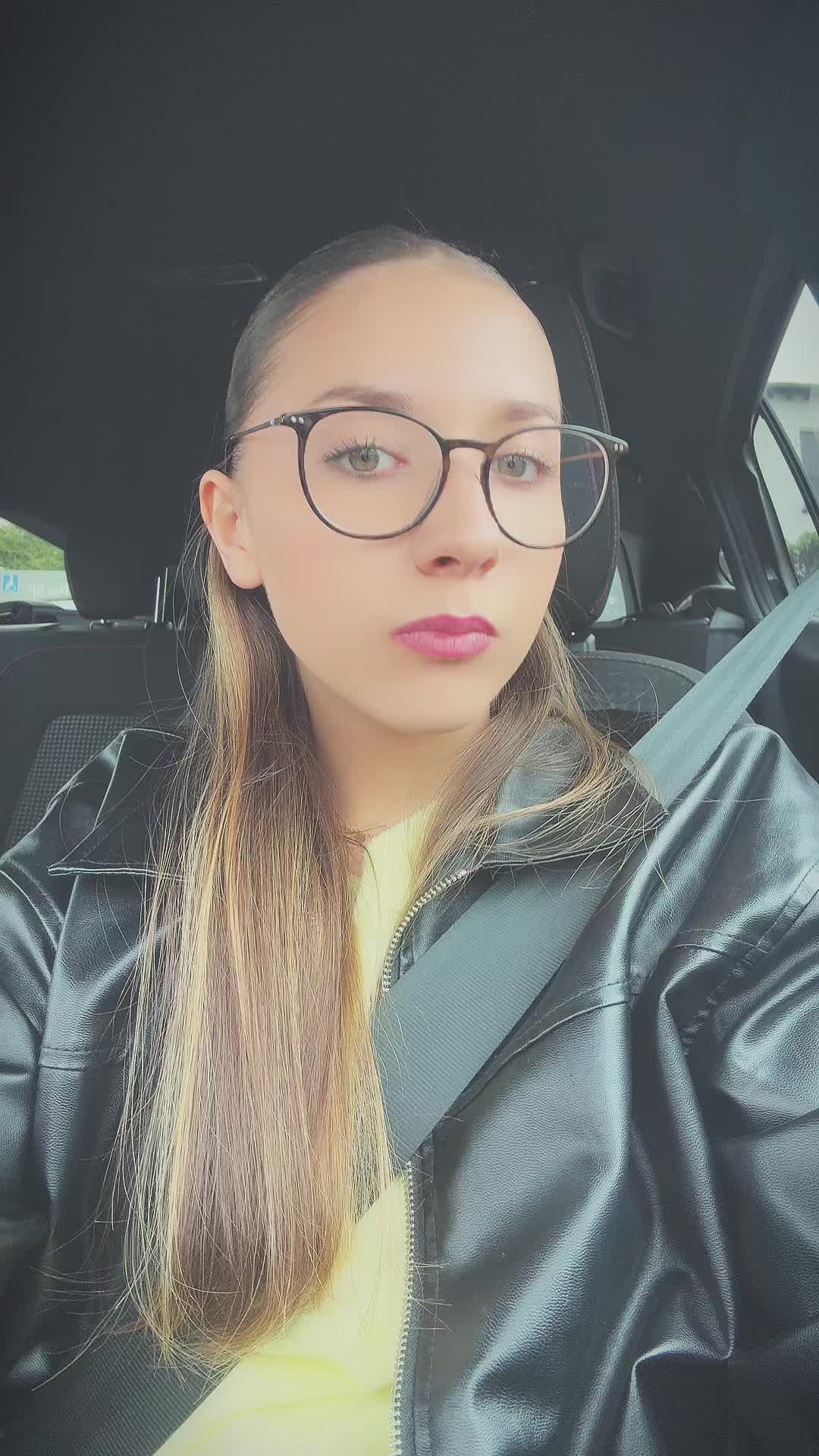 @𝑚𝑖𝑎 𝑚𝑎𝑟𝑖𝑒&lsquo;