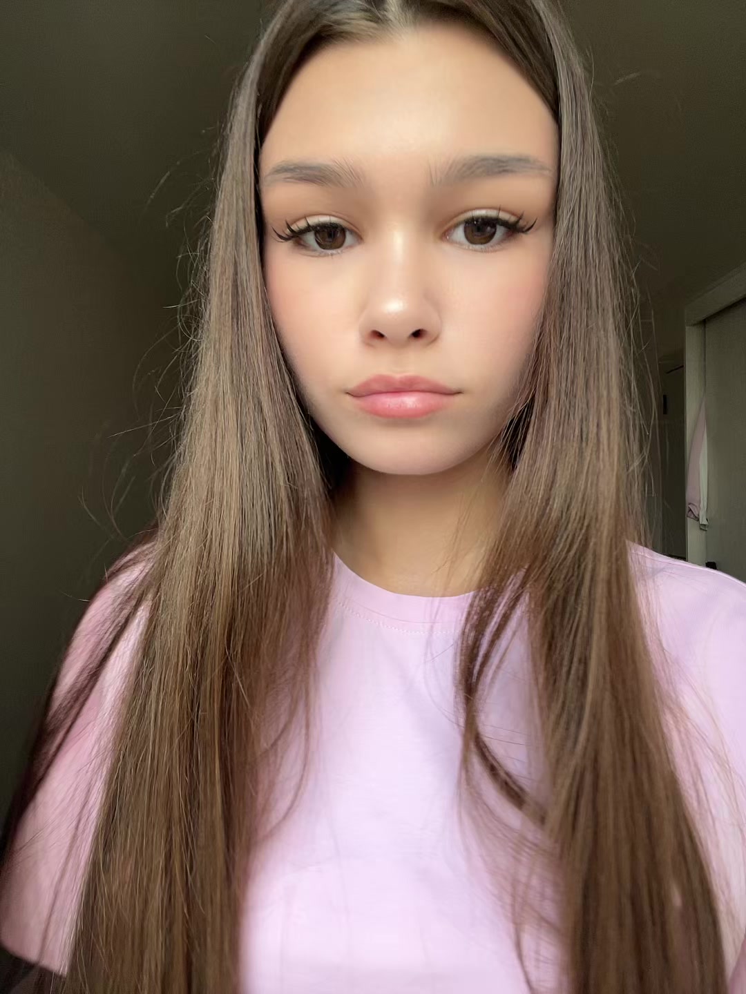 @𝒜𝓃𝑔𝑒𝓁𝒾𝓃𝒶