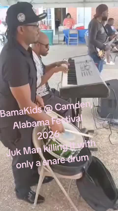 @herricane_elaine