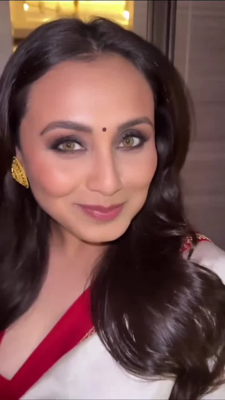 @Bollywood girls Hot