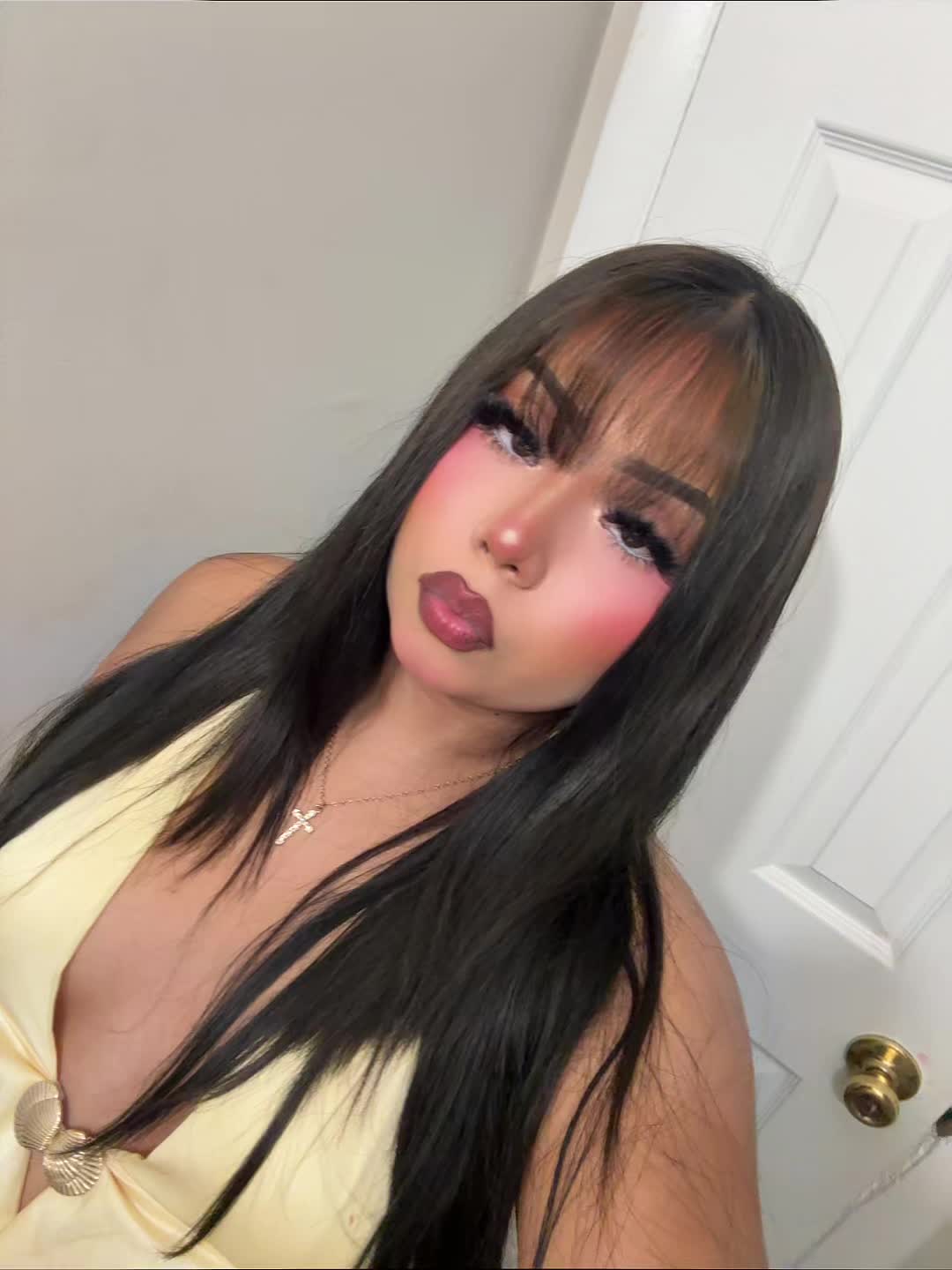 @️ ️