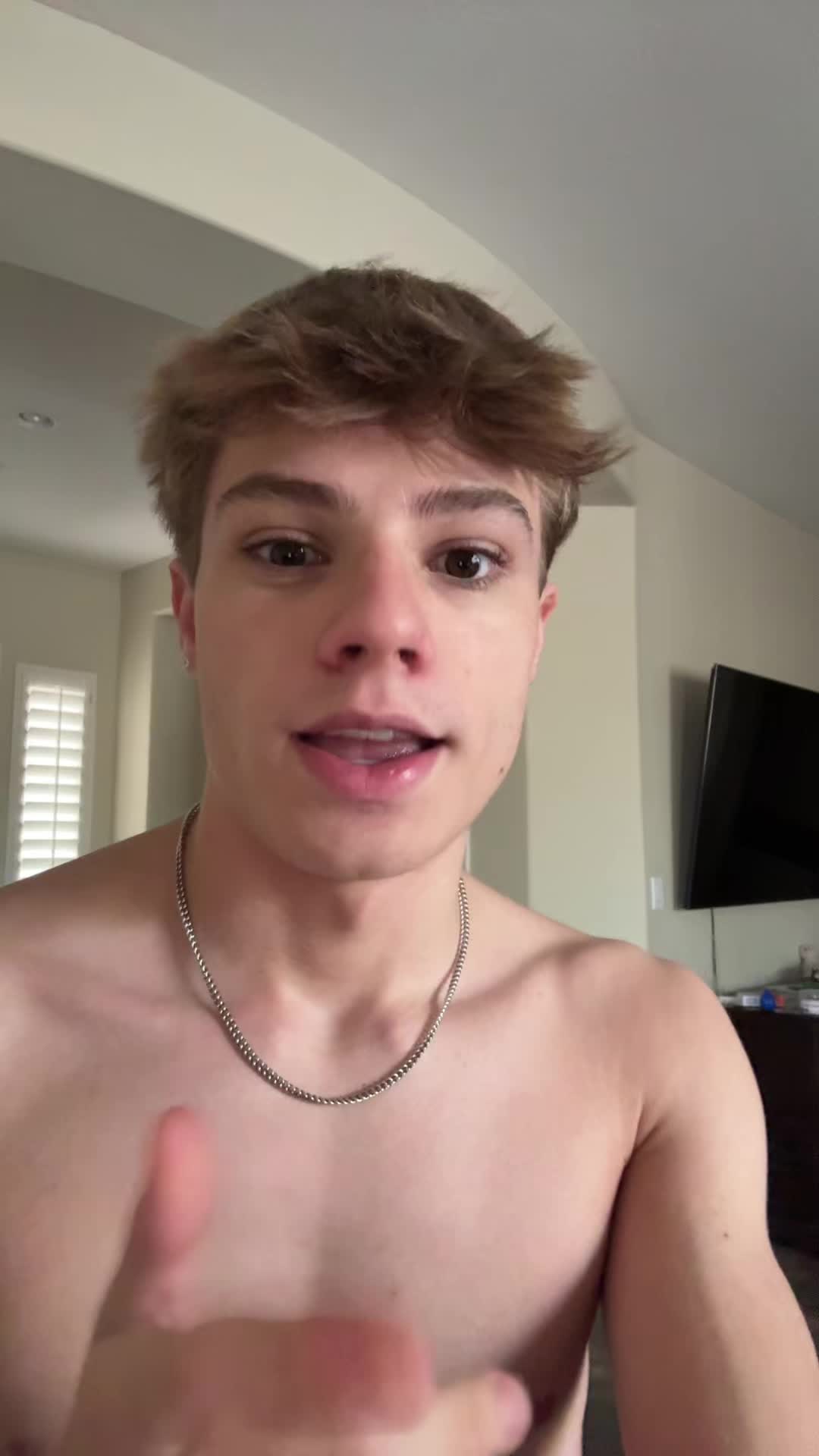 @Isaac Jon
