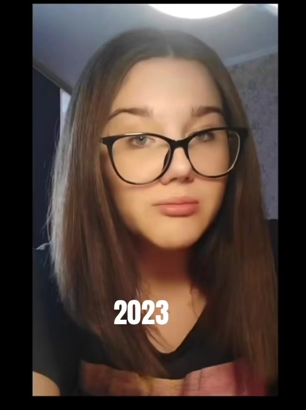 @𝓟𝓸𝓵𝓲𝓷𝓪 💋