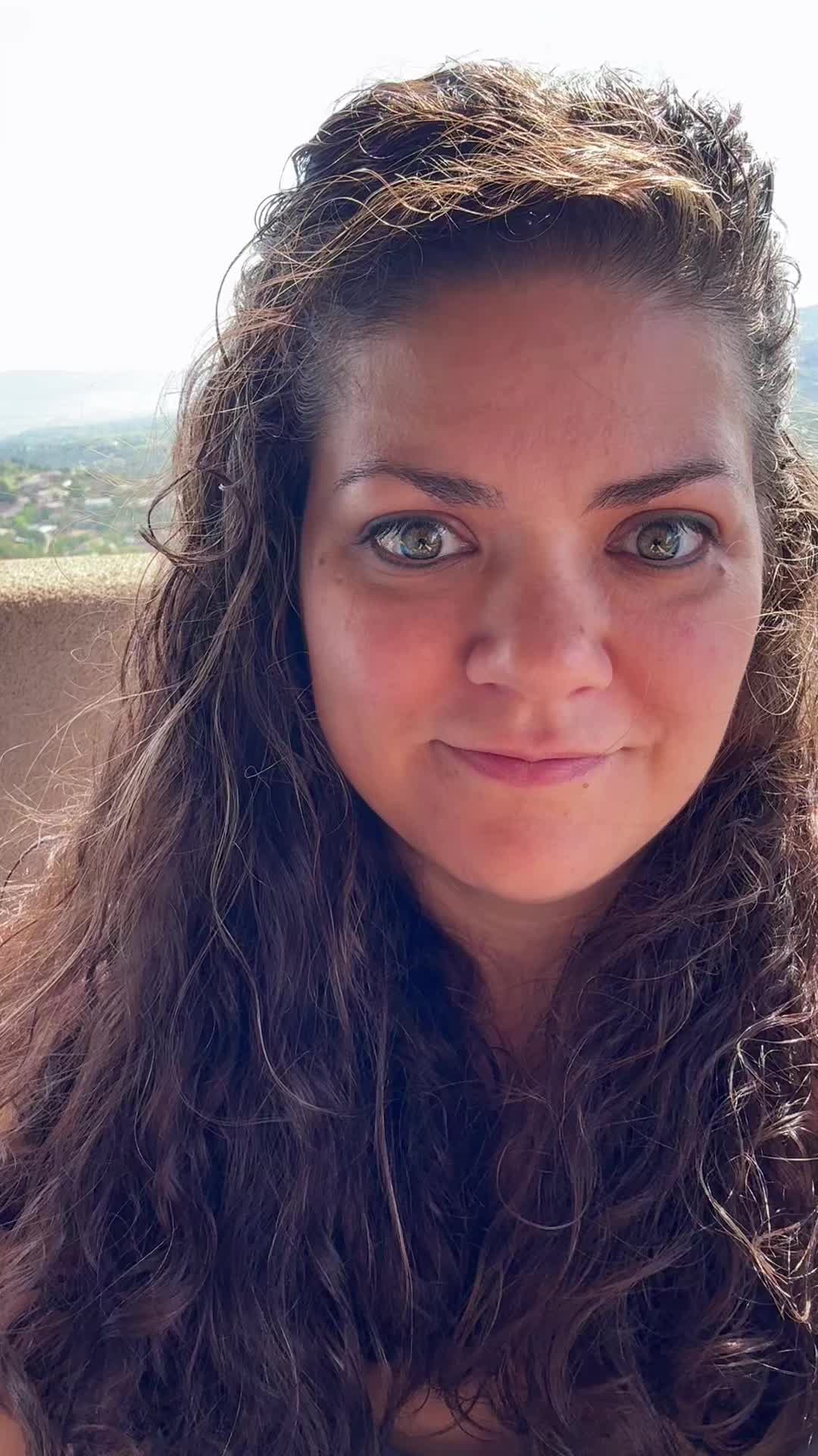 @Katie_Dee