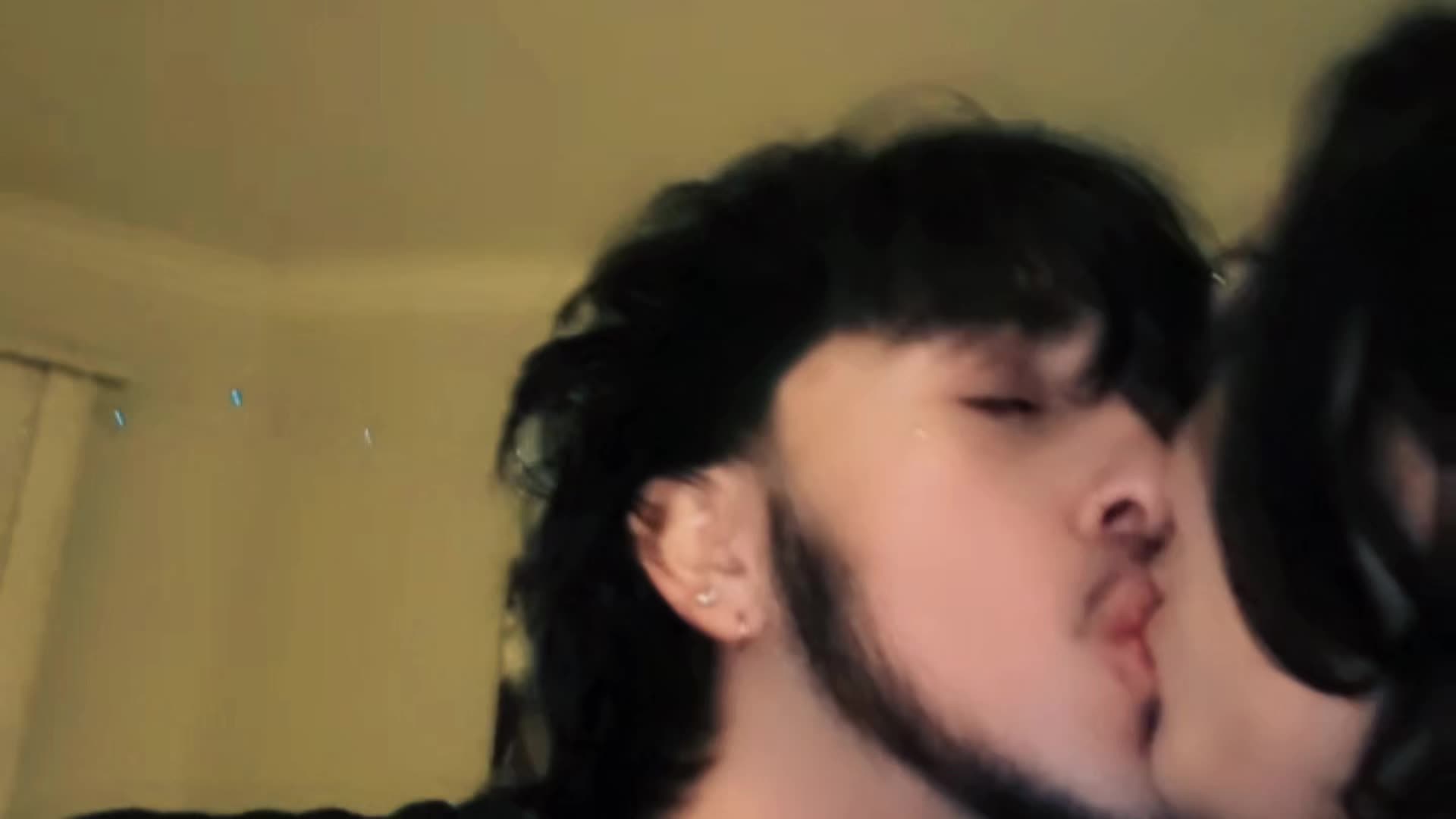 @𝔅𝔲𝔱𝔱𝔢𝔯𝔣𝔩𝔶🖤🩸