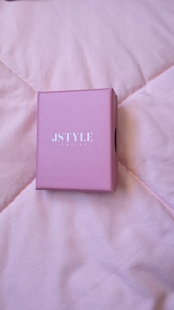 @Lisa • Pink Sugar Blossom