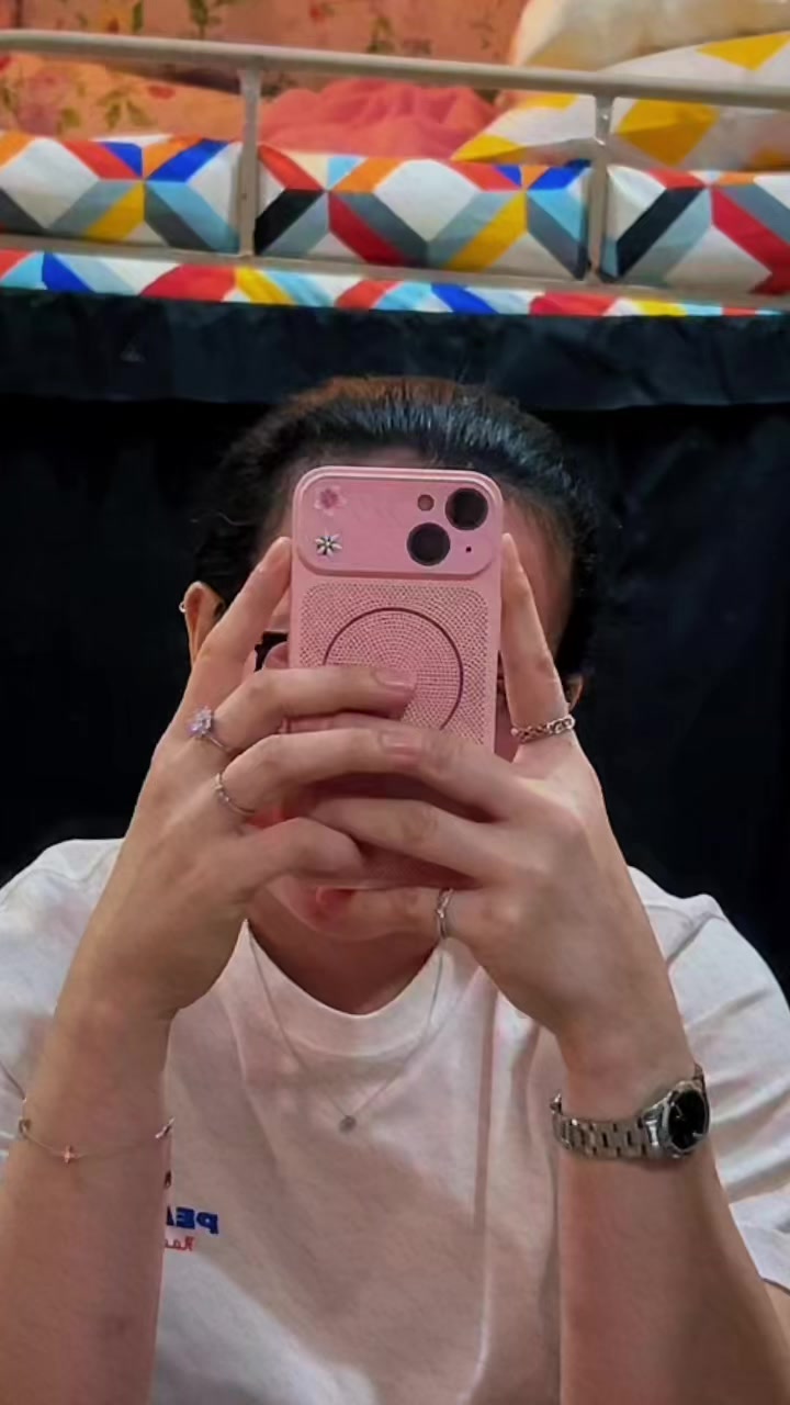@AhNnE mAriE