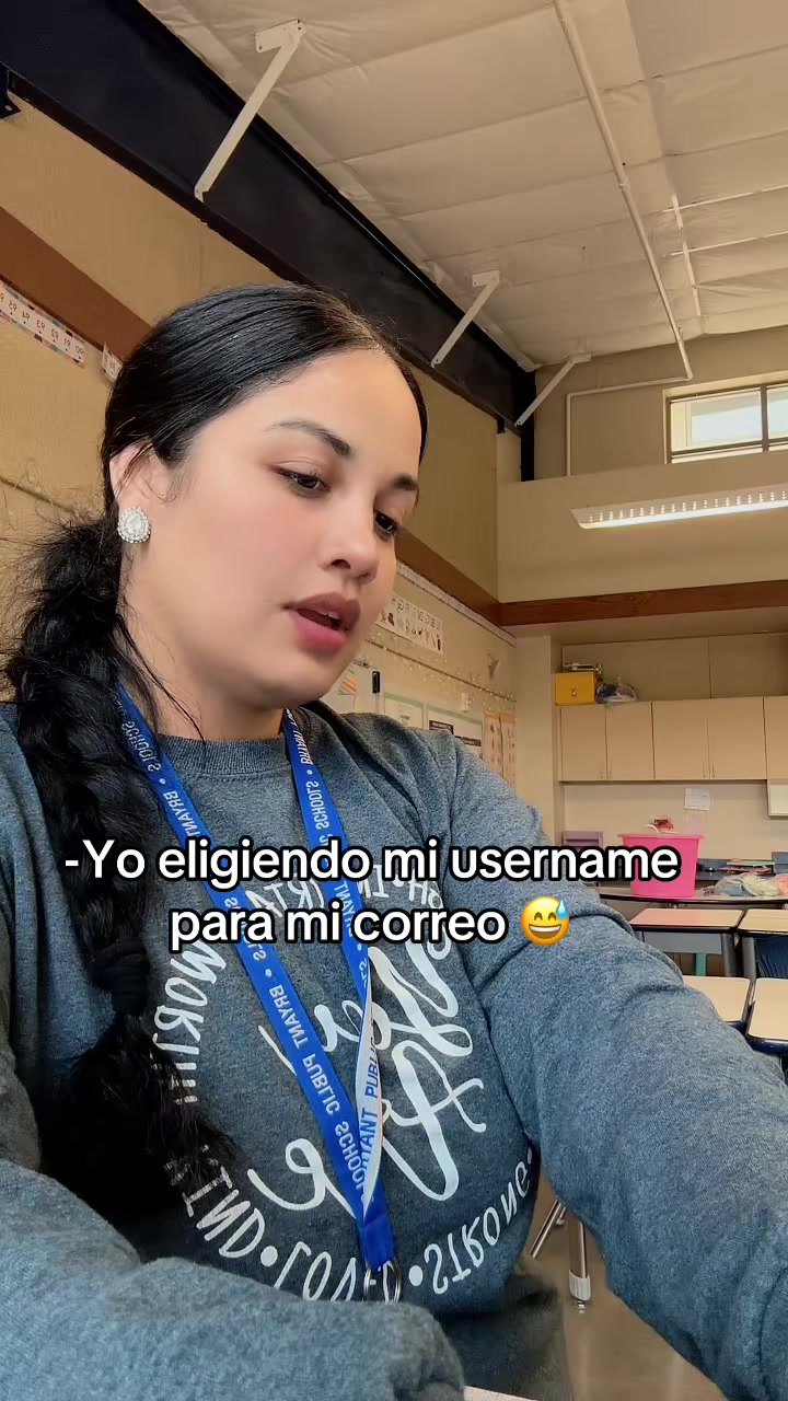 @Clau Perez🦋🥀✨