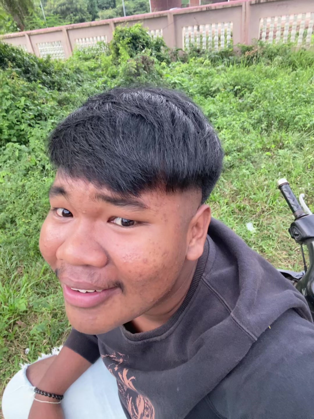 @LADET-លាដេត🧸🎈