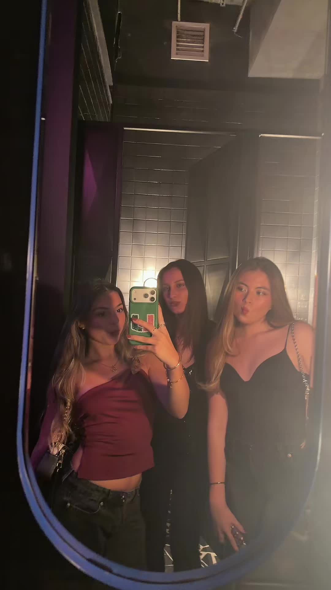 @Gaelle