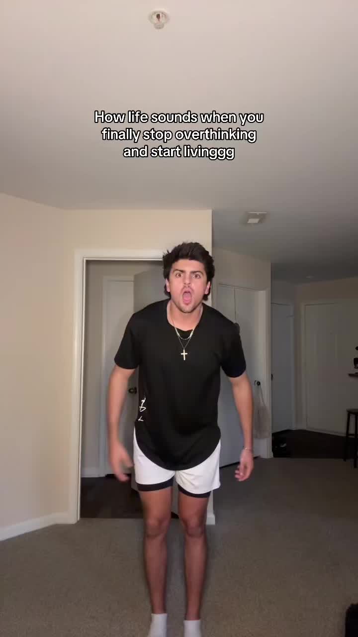 @CjHennings8