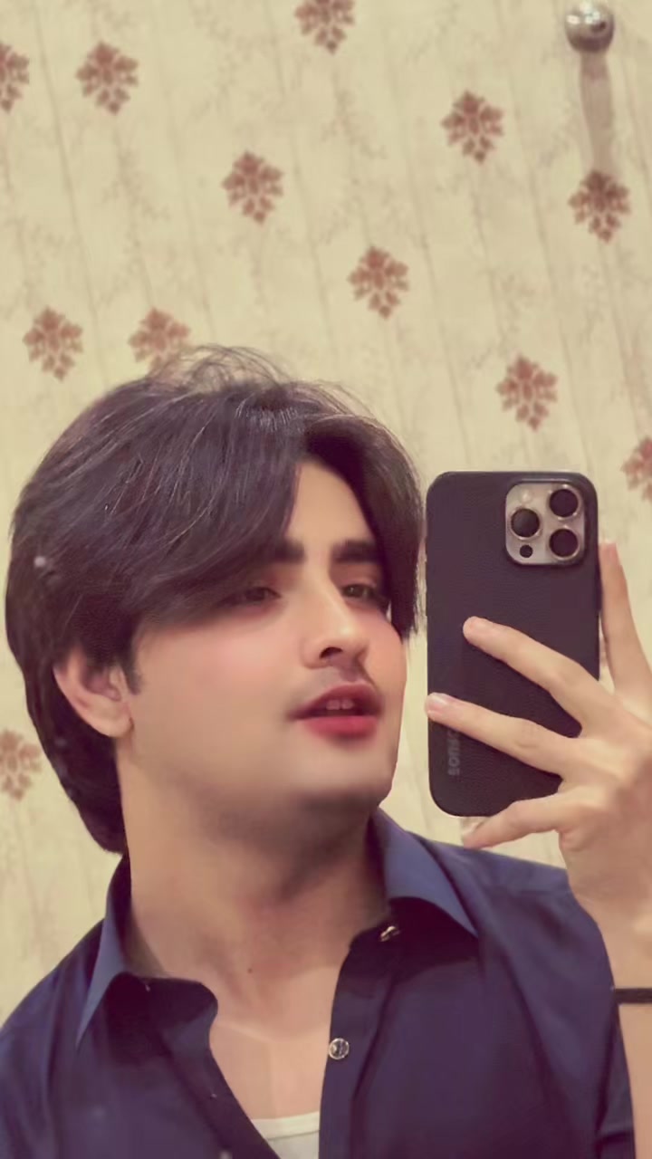 @ArSalankhAnEli😎