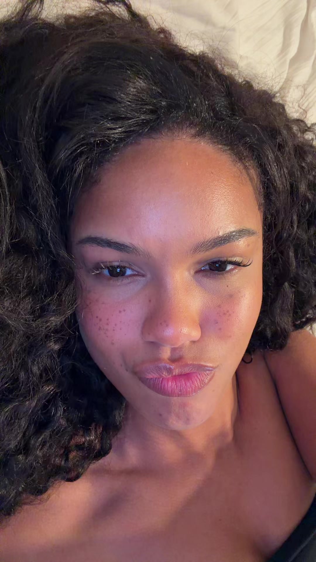 @🧔🏾♀️