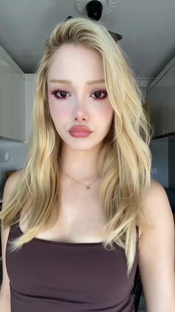 @nnrnnisa