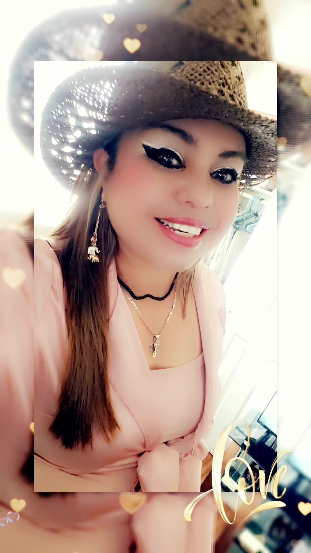 @alauravarela345