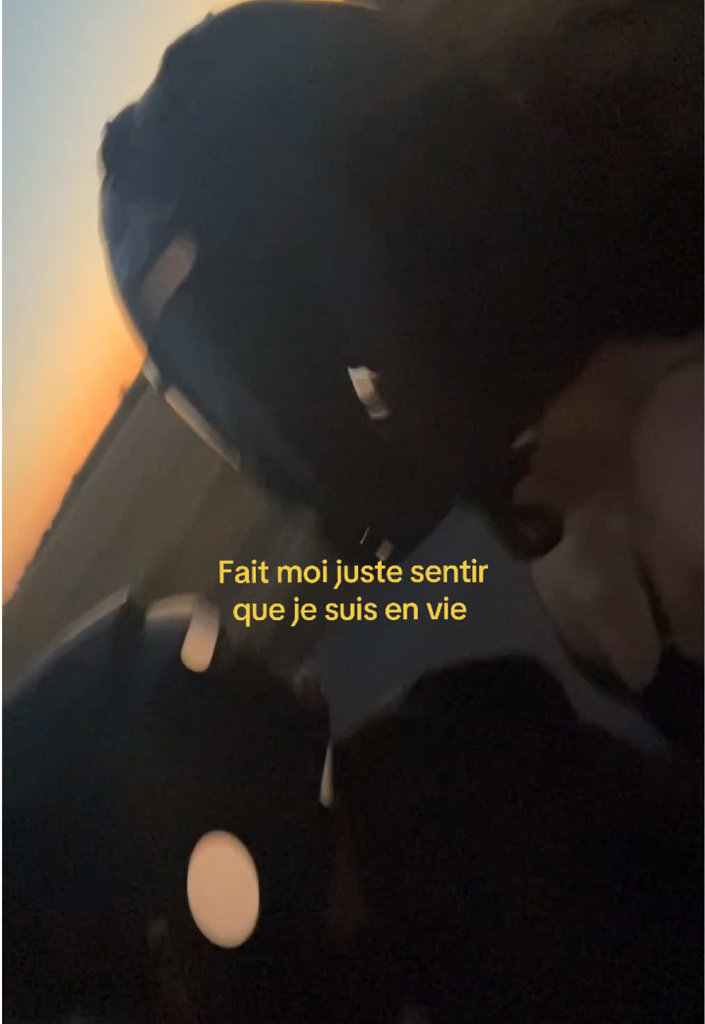 @Riri🍒