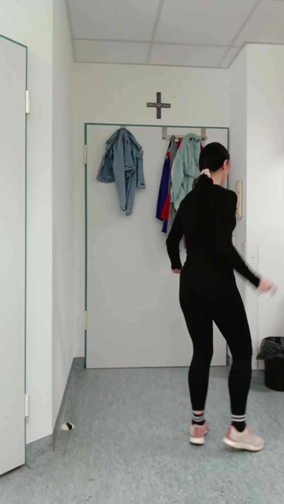 @Lena