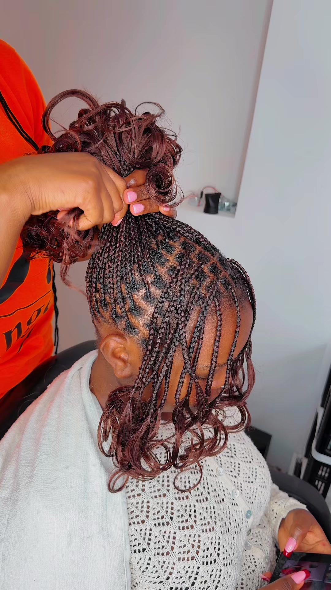 @GEECURLY SALON