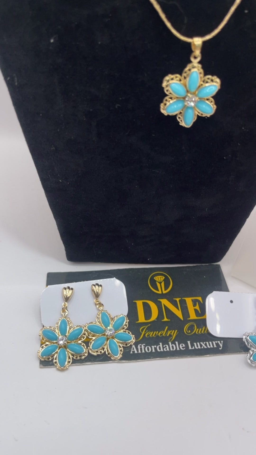 @DNE Jewelry Outlet