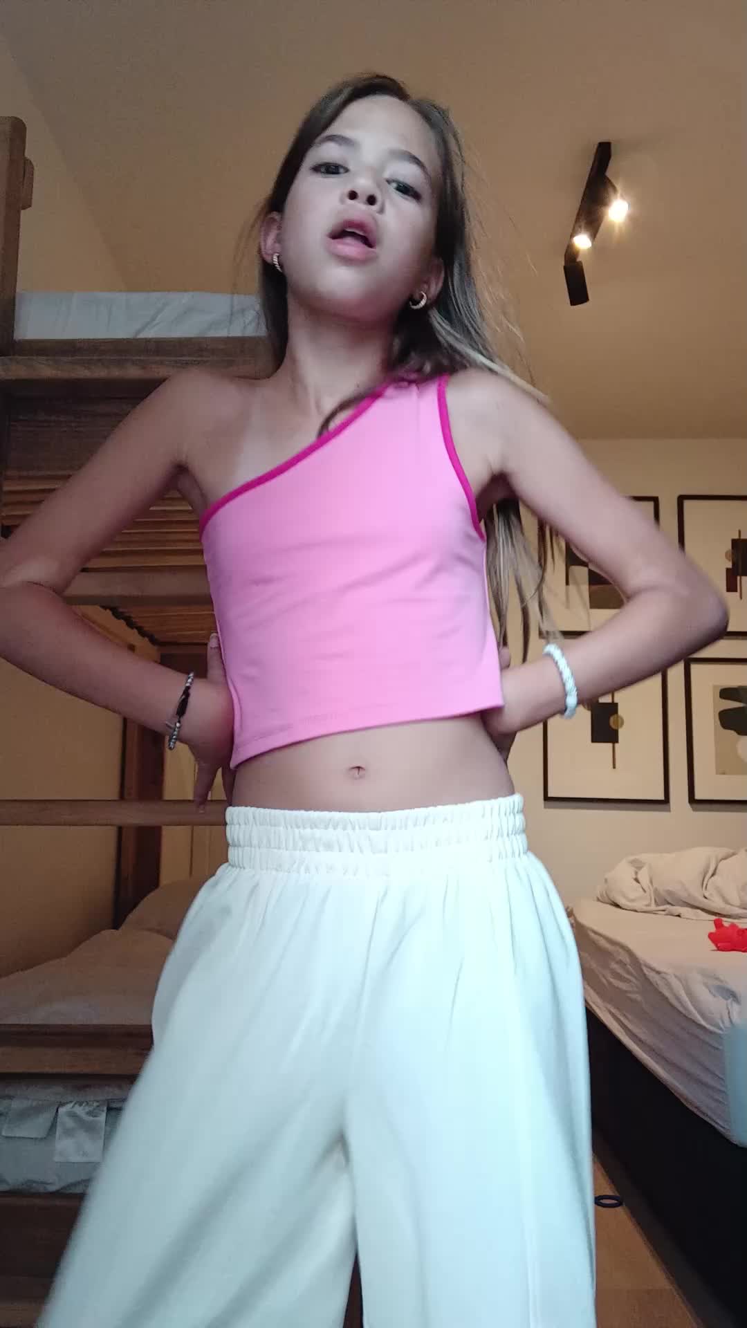 @{𝓃ℴℴ𝓇𝓉𝒿ℯ}