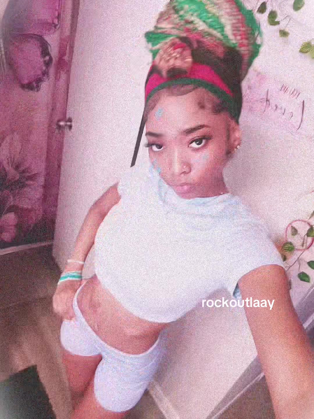 @rockoutlaay