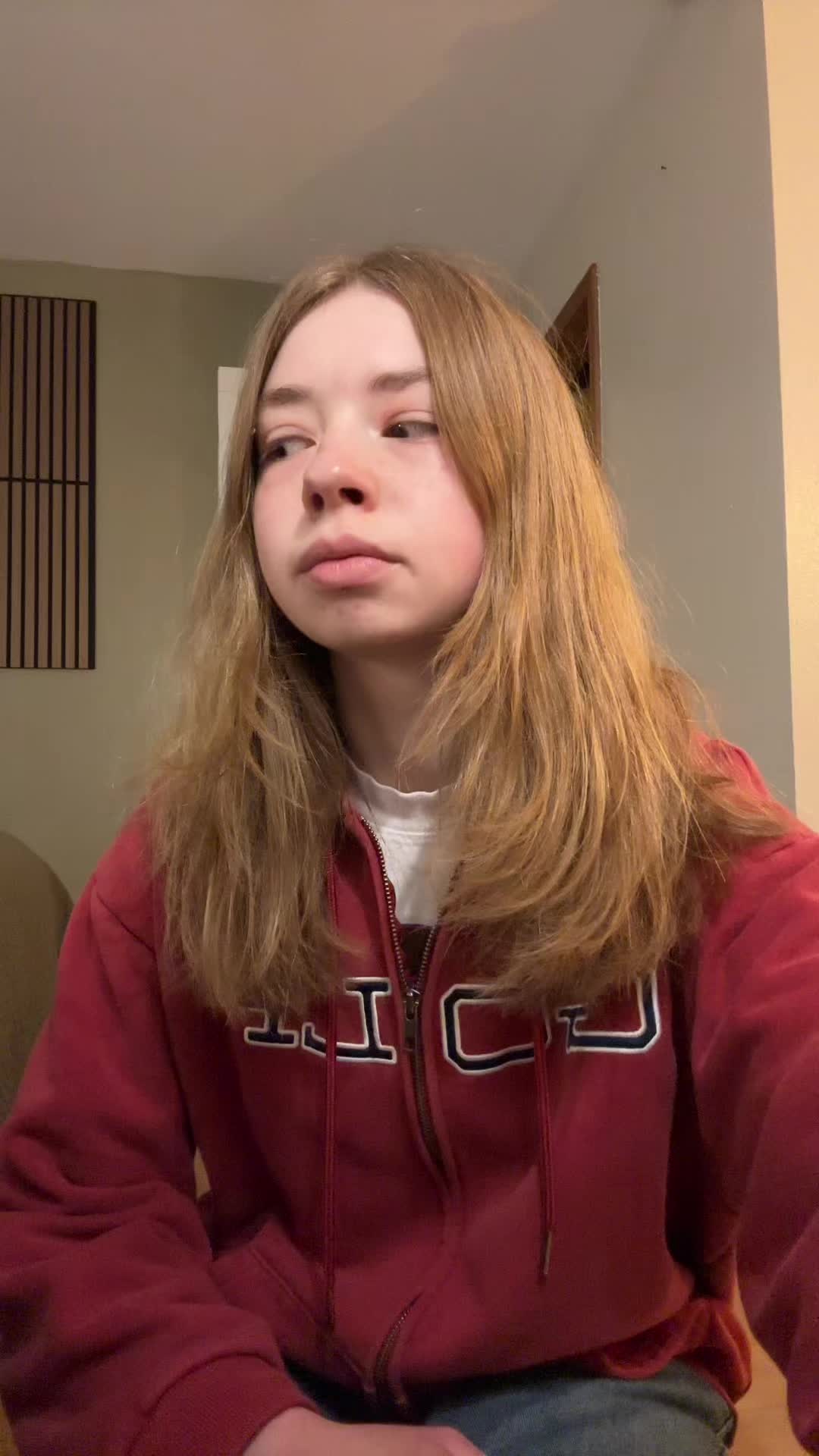 @MEL SUCKS