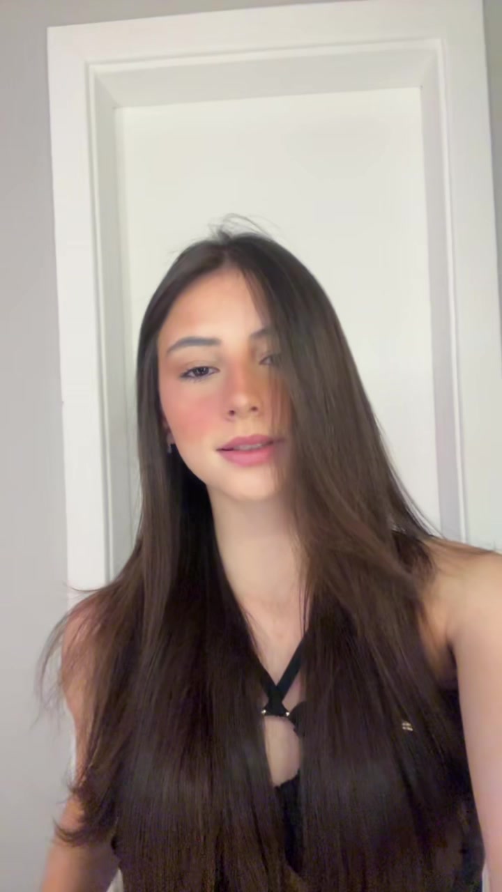 @Bellaros._