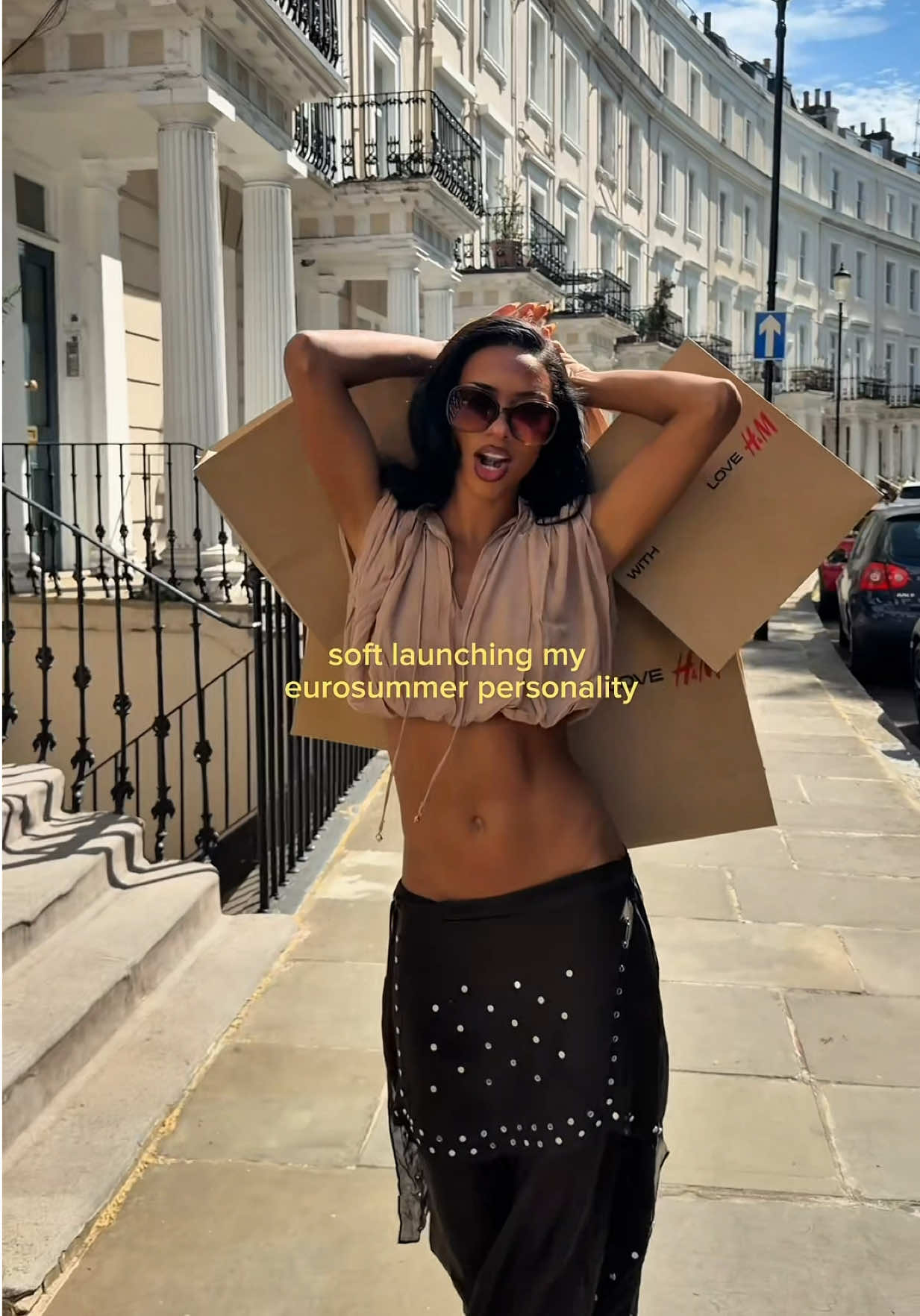 @Lolarosethompson