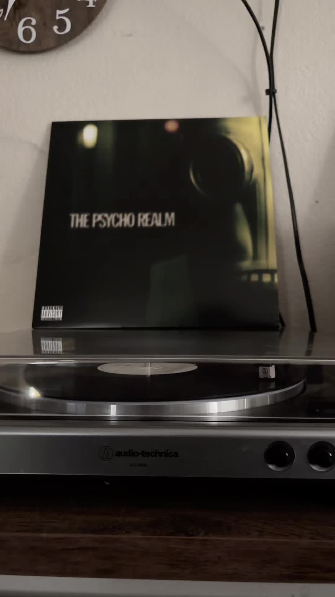 @Cd_vinyl915