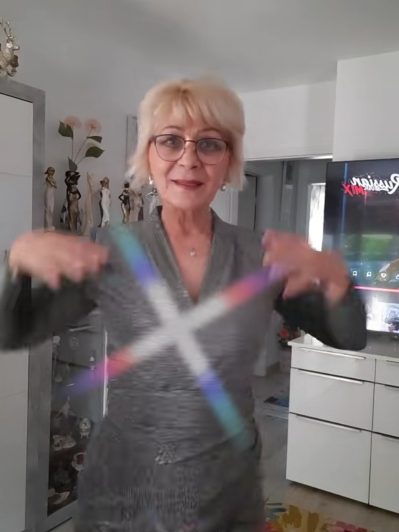 @Елена