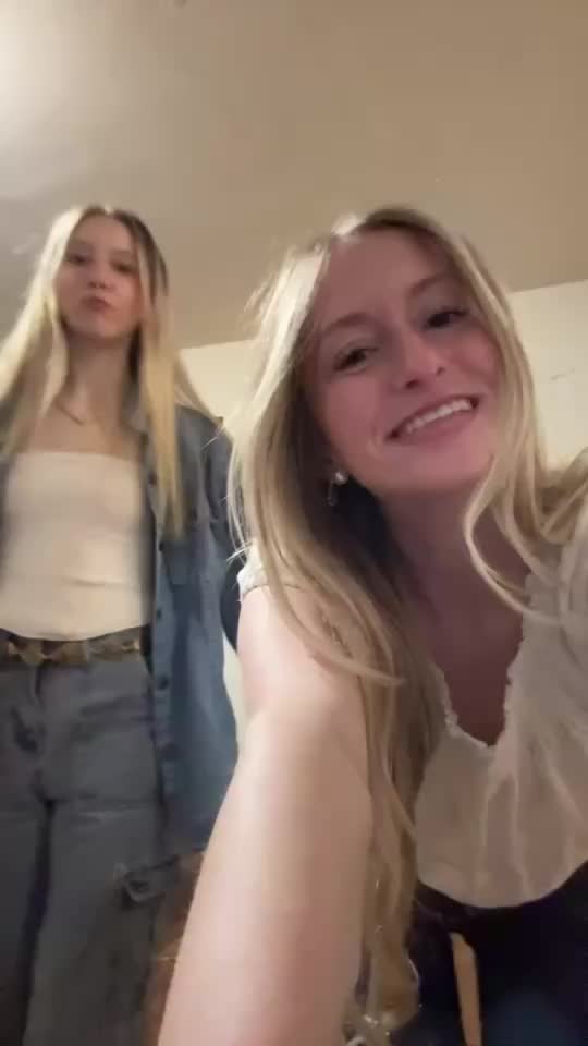 @emily 😝