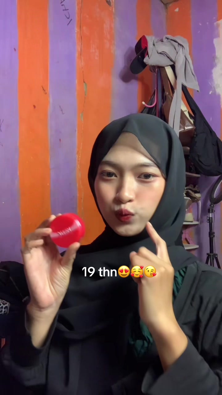 @hazeelnude0