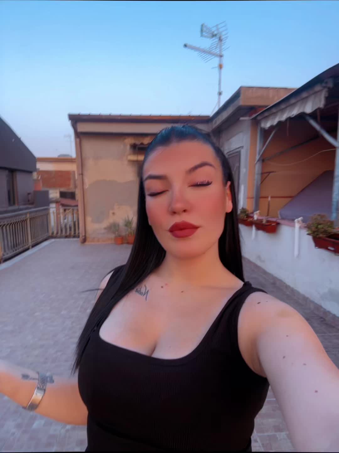 @ALeanza👿