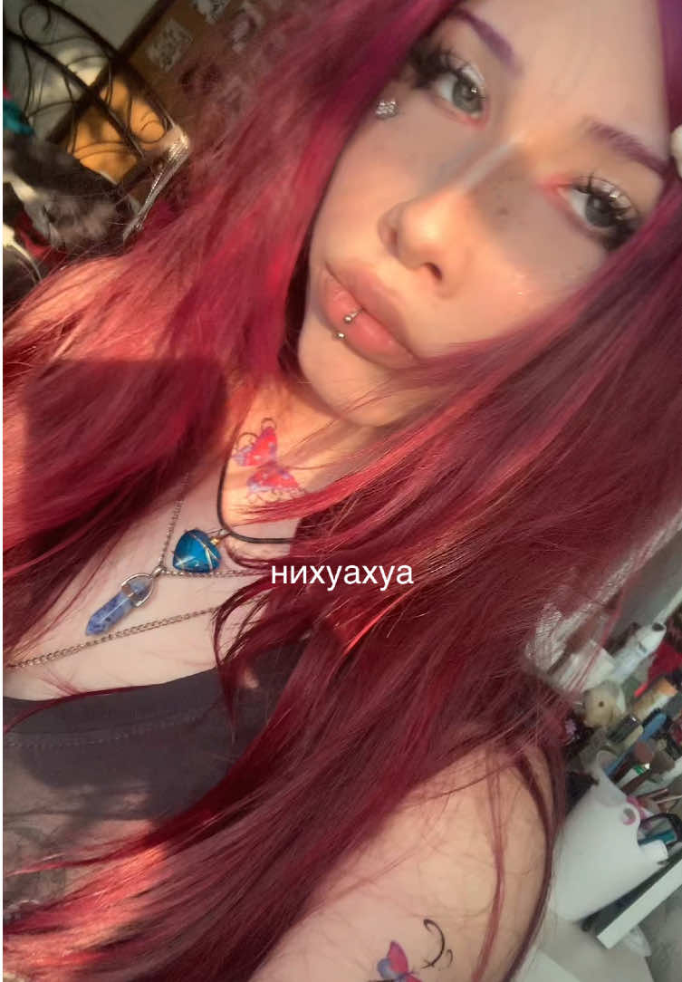 @🦴🧟♀️🧟♀️🦴