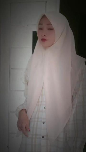 @𝗡𝘂𝗿🌻