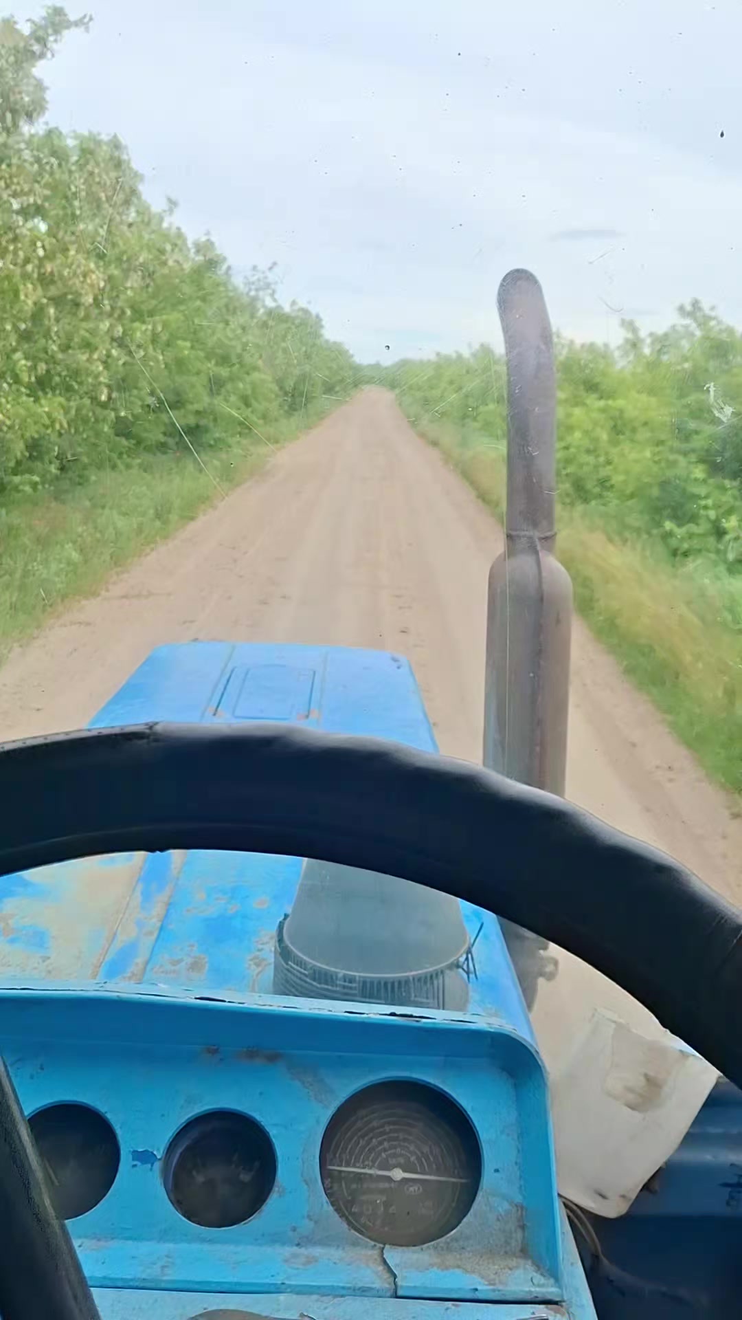 @🚜young tractor driver🇺🇦