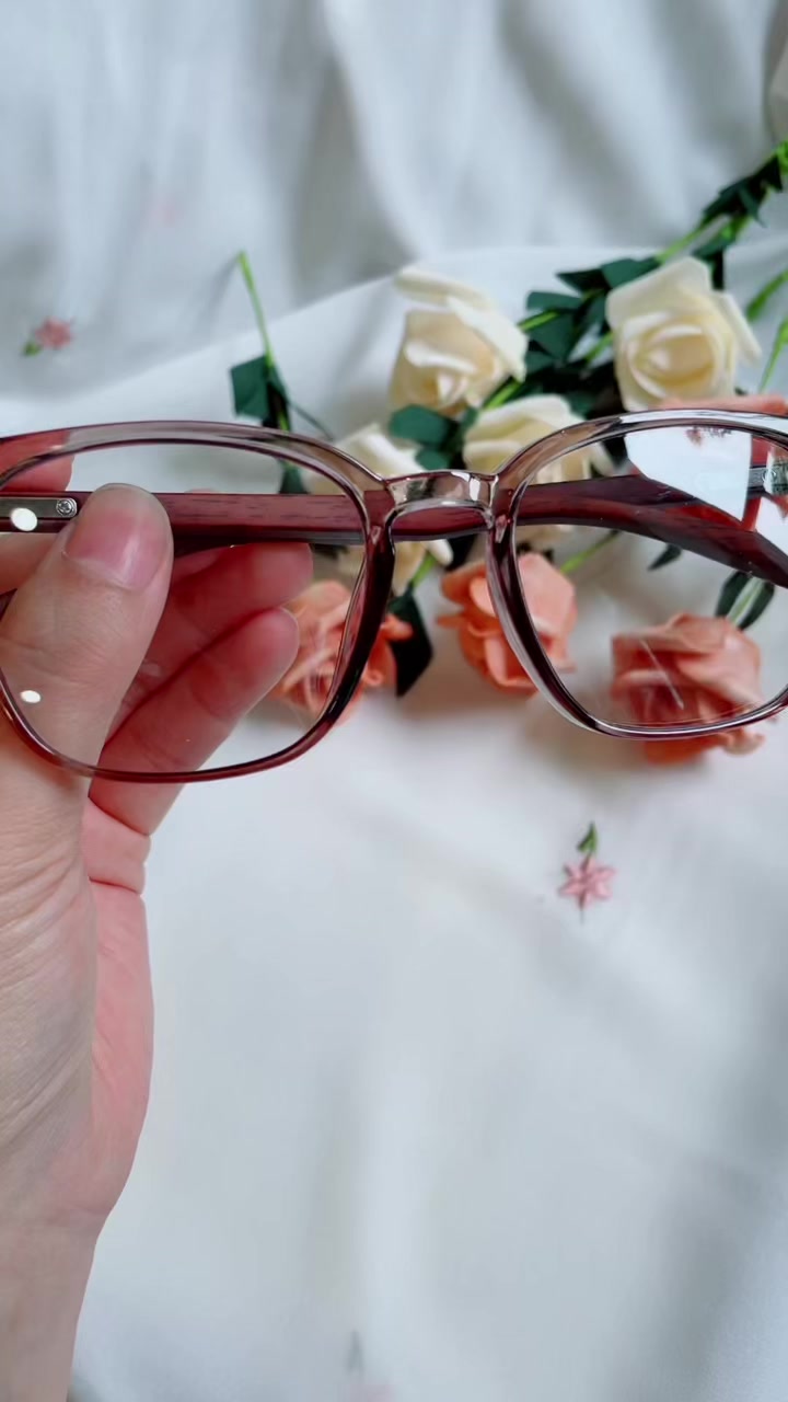 @Design Glasses
