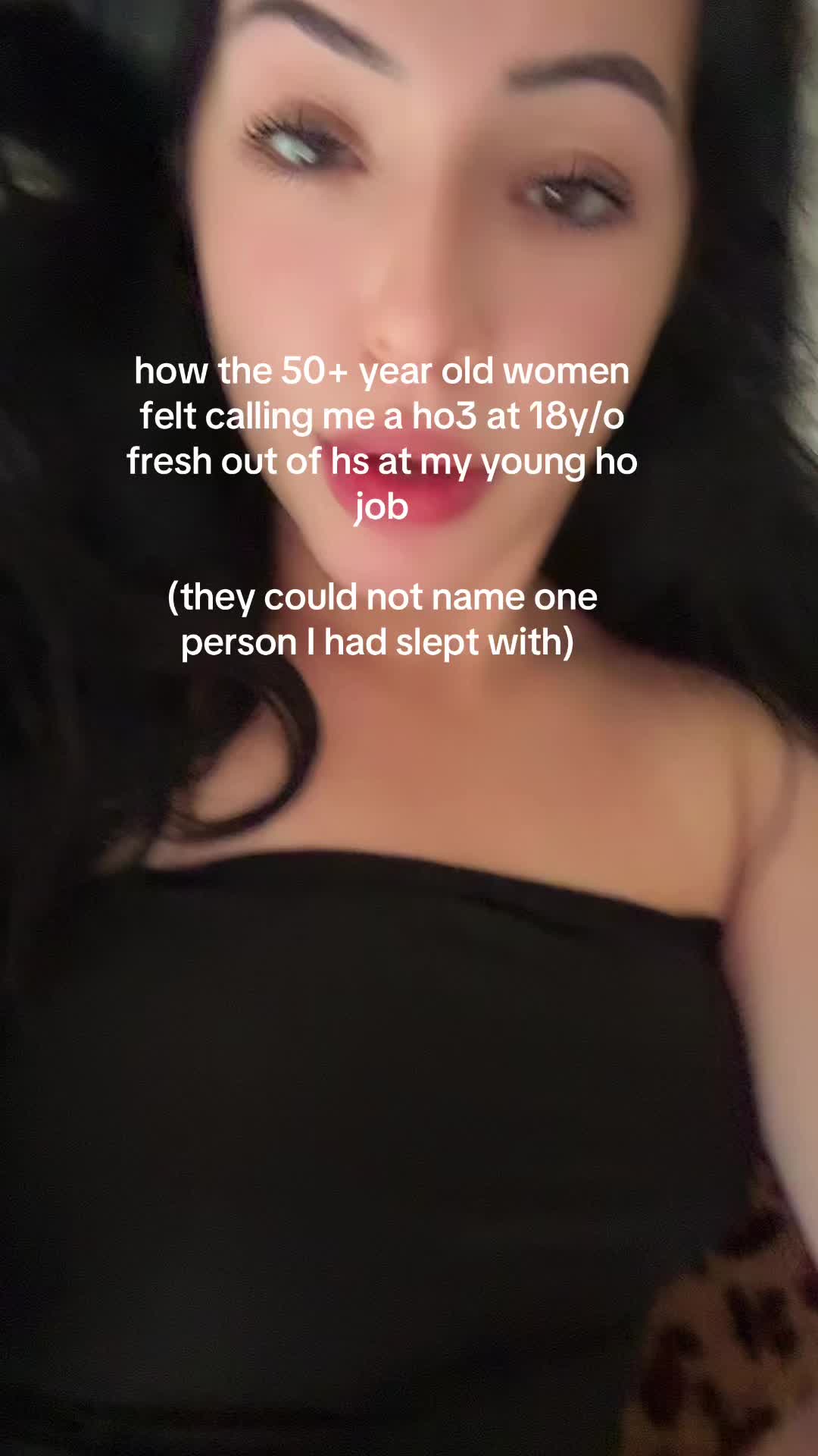@🫦