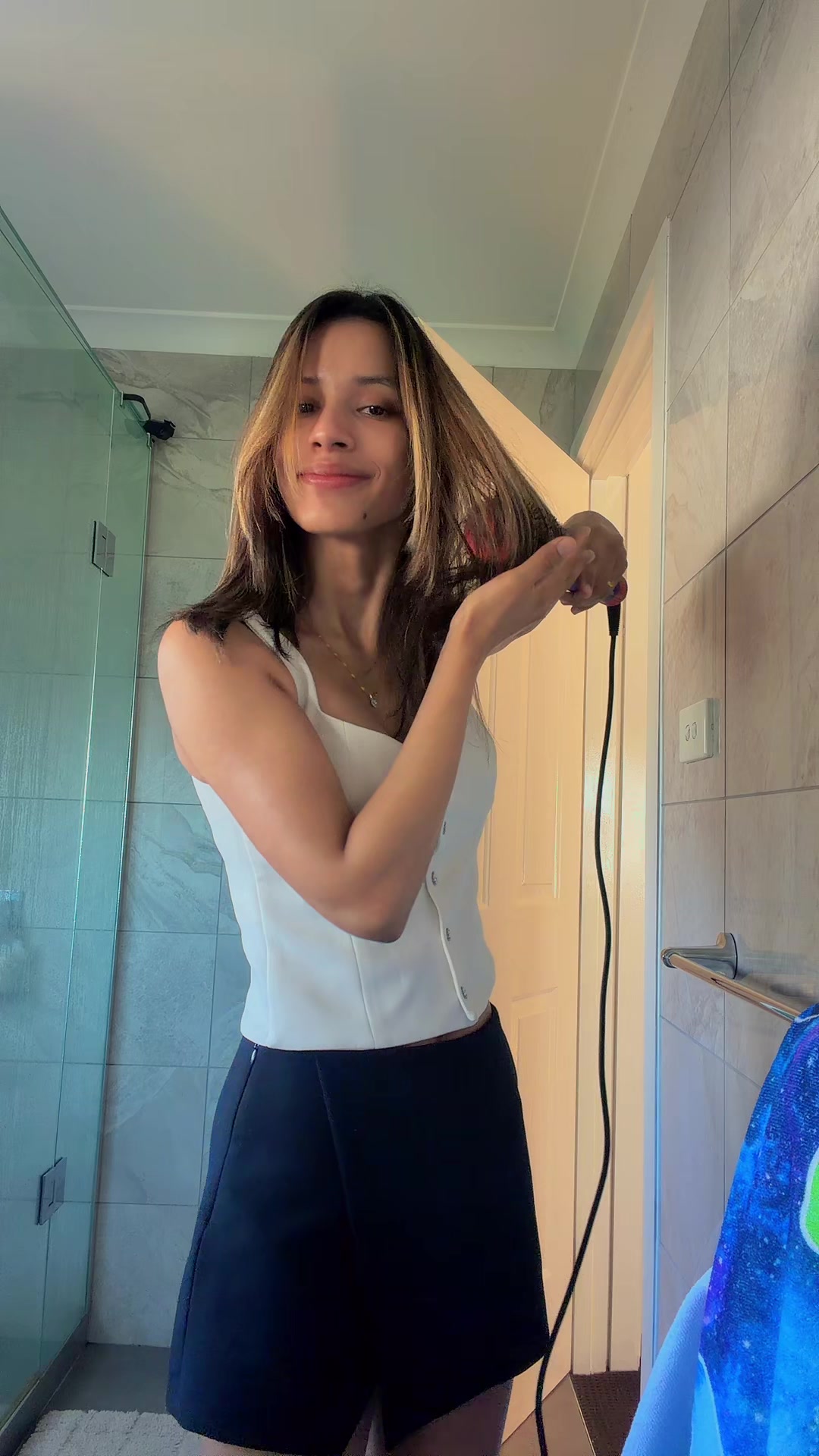 @Annie_Dahal