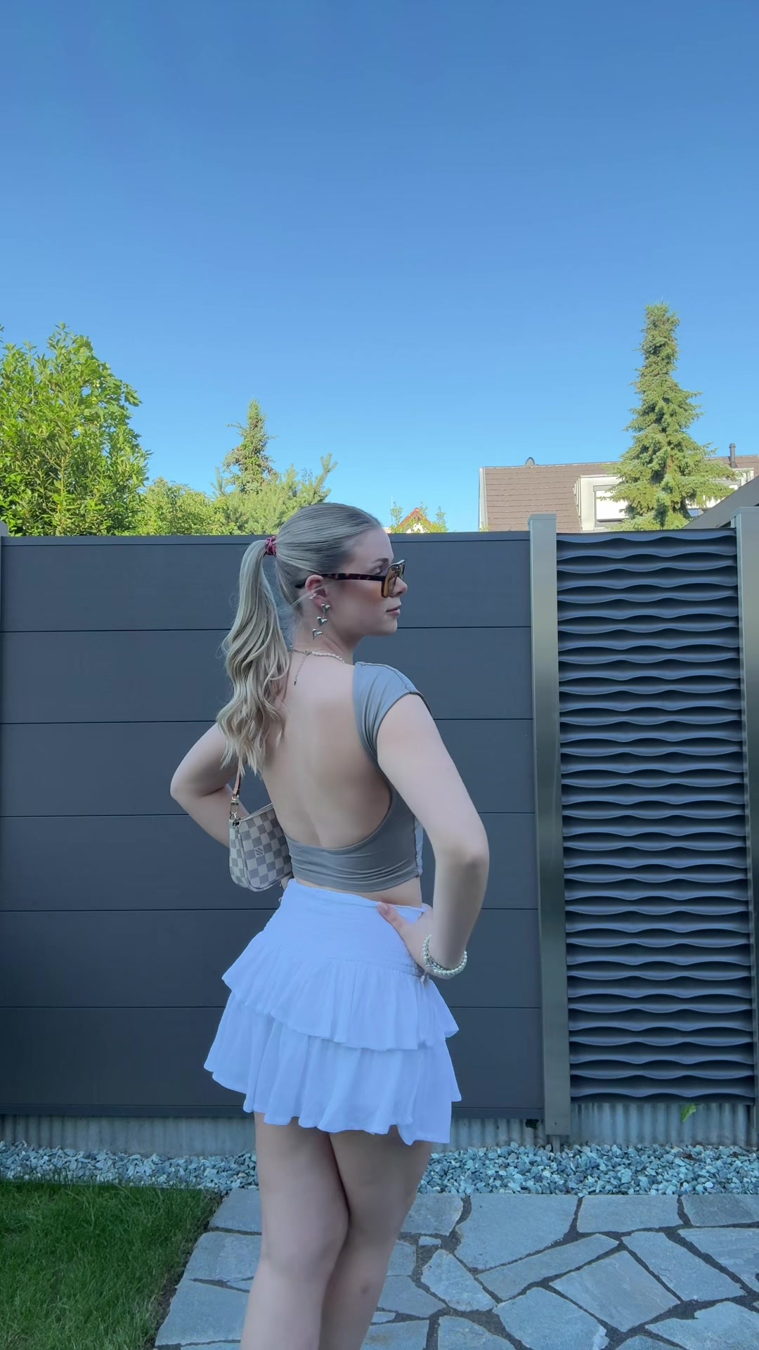 @emi