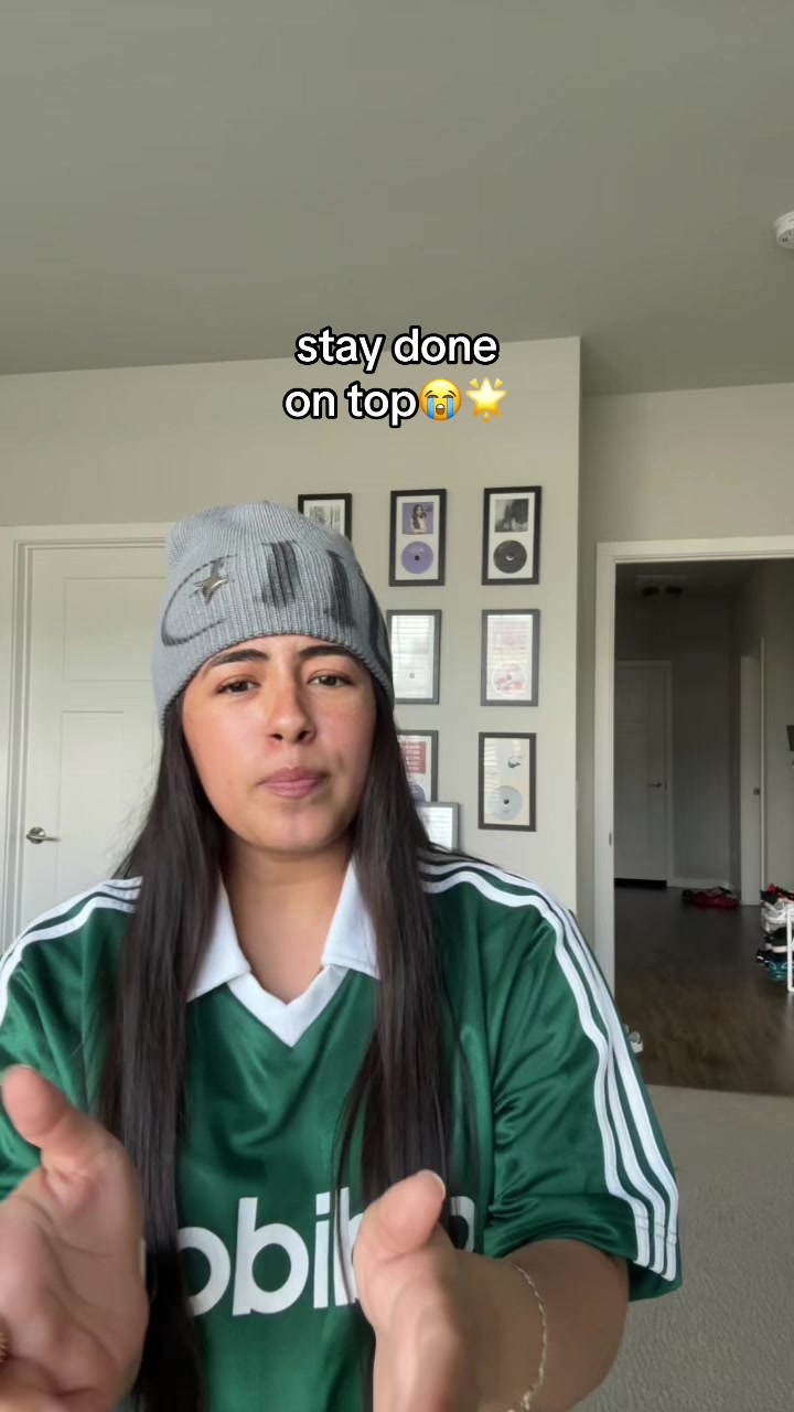 @Angelina&trade;️