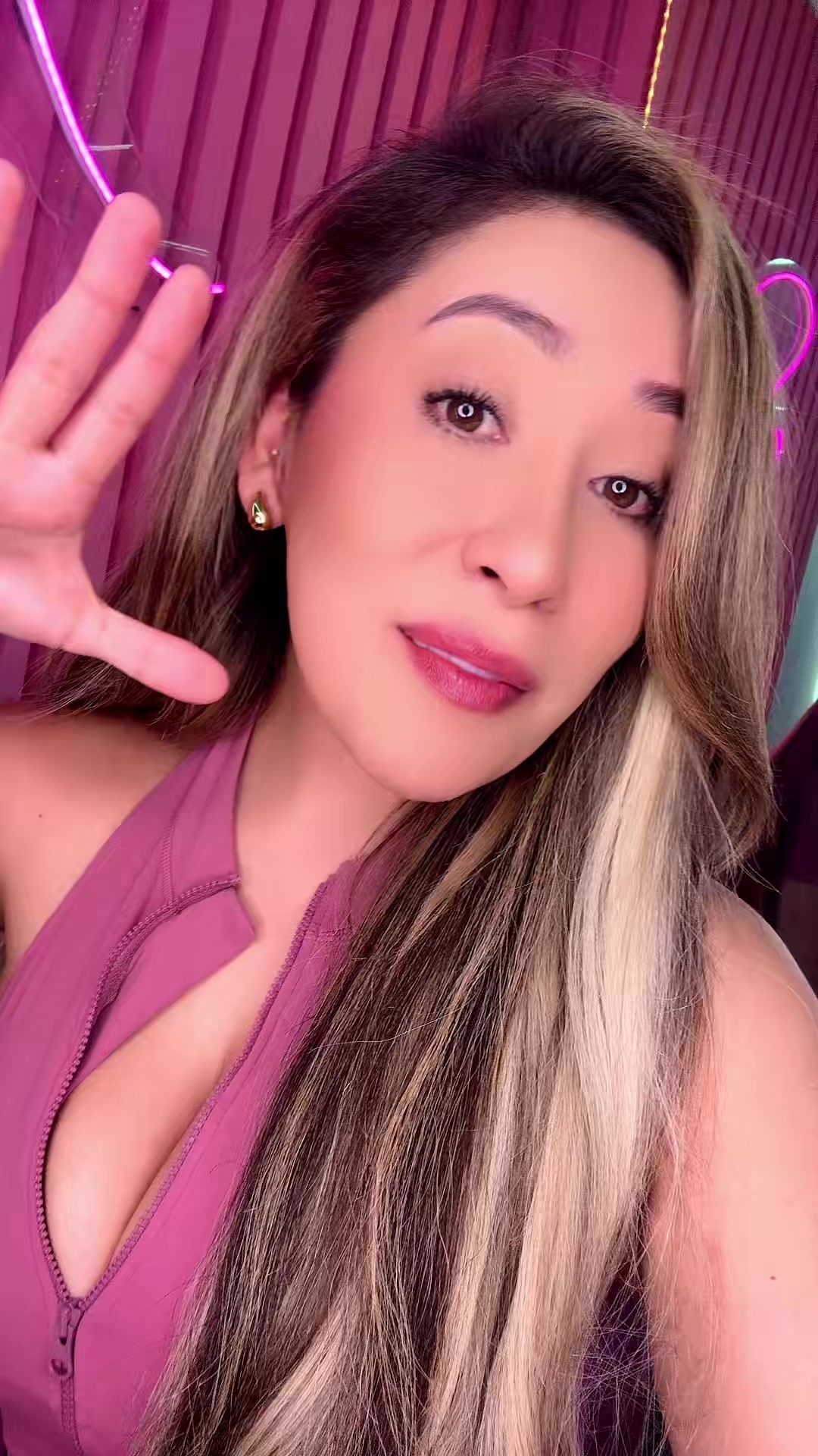 @PAOLA VILLARROEL🎤🇧🇴