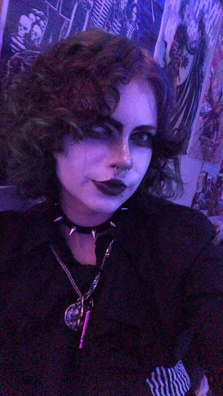 @Cryptid🦇