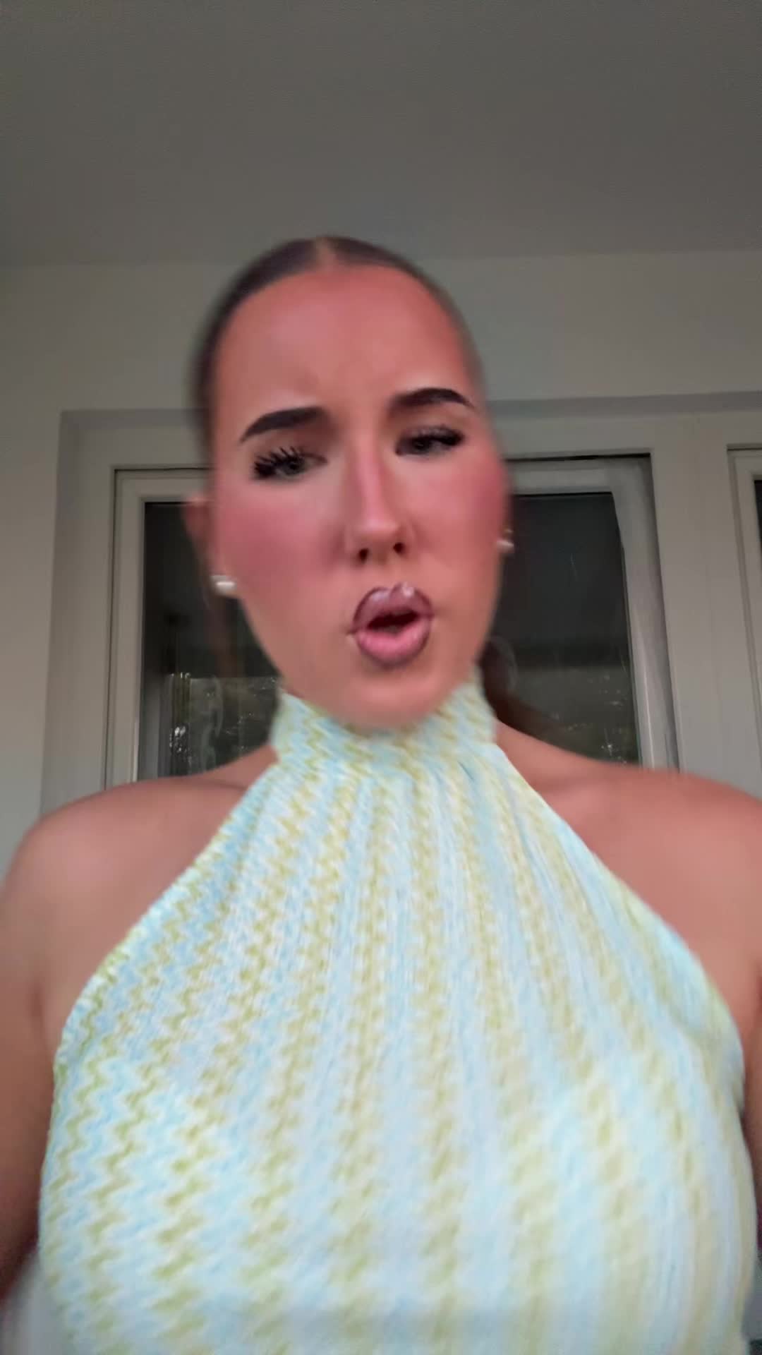 @Nicole