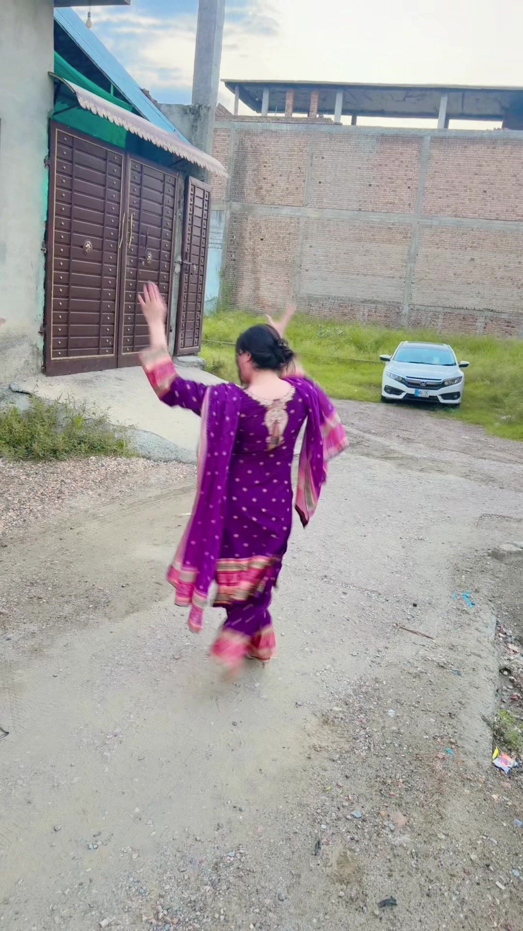 @Miss Mardan