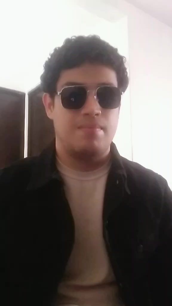 @AXEL LEÓN