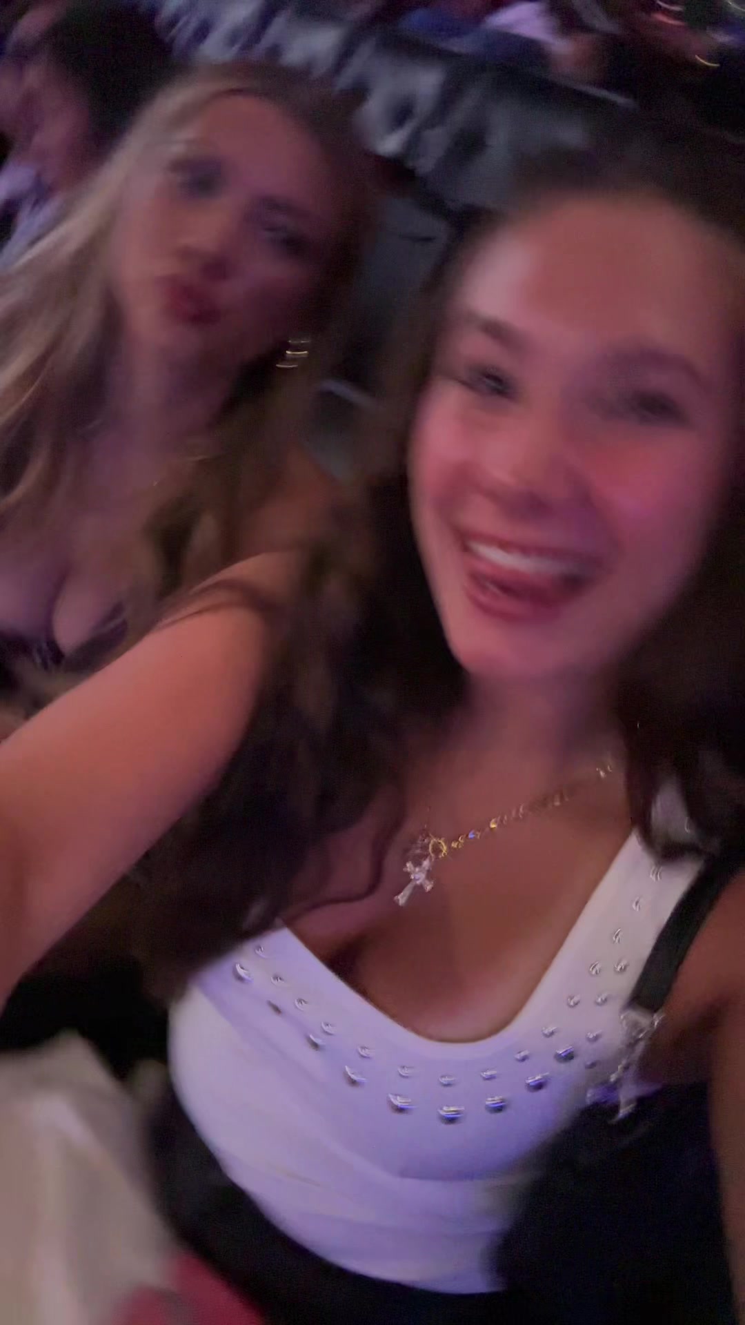 @Eva
