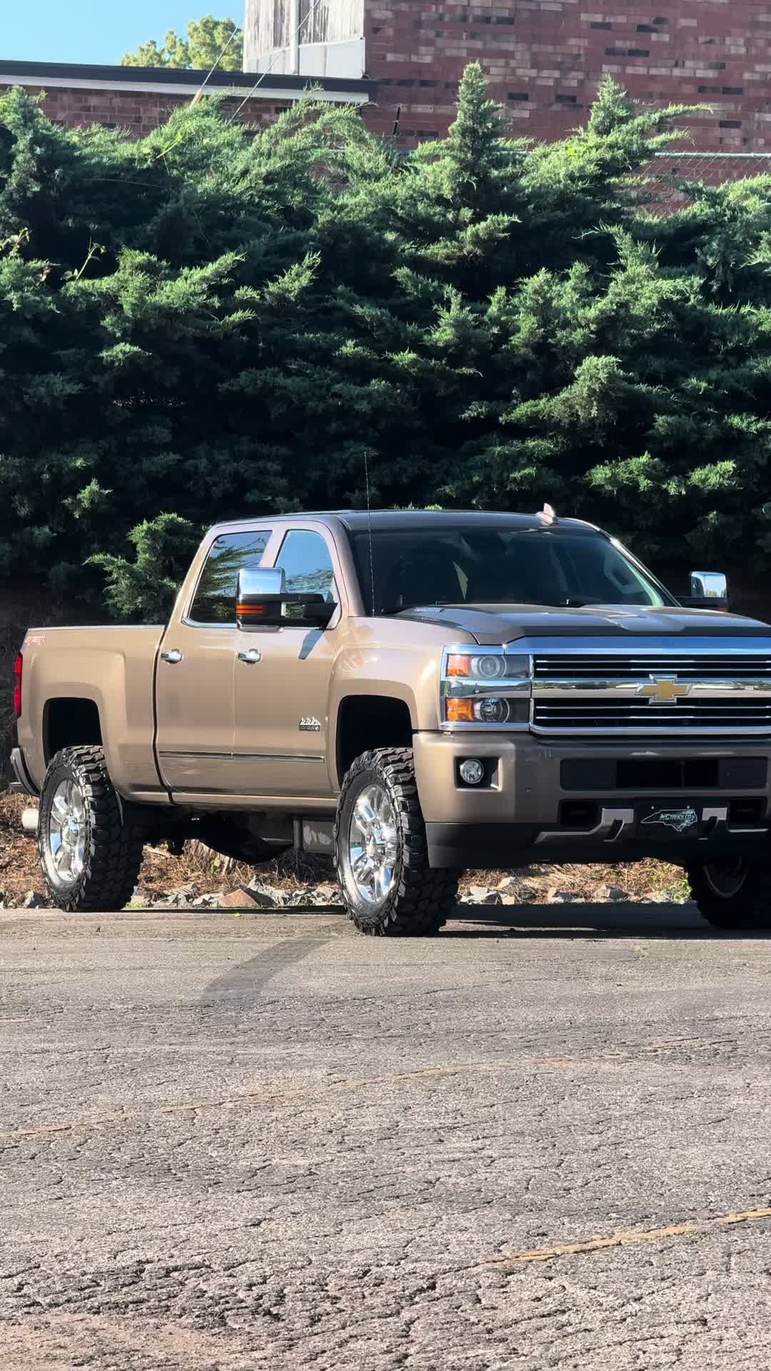 @JlewOnTheLot