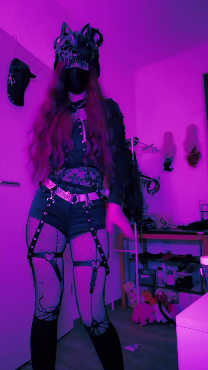 @𝕸𝖎𝖘𝖘𝖉𝖔𝖑𝖑𝖋𝖆𝖈𝖊
