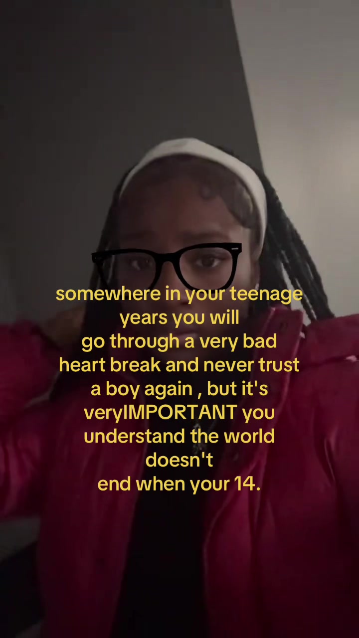 @sarahfreakinglynn